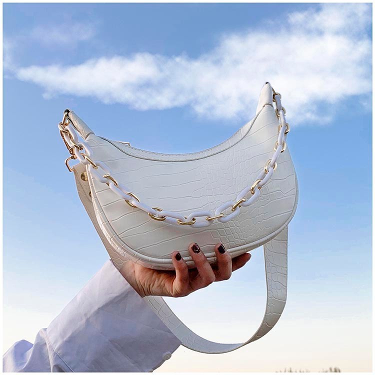 Crossbody baguette dumplings Bag