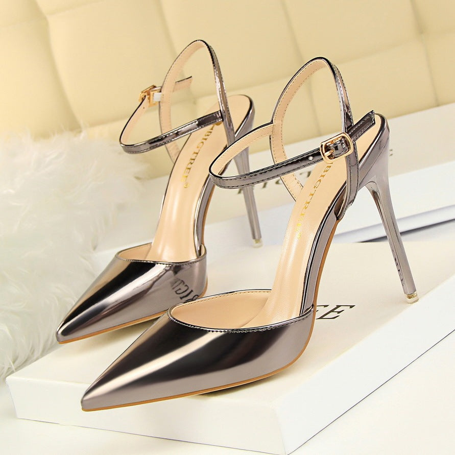 High and shallow pointed Heels