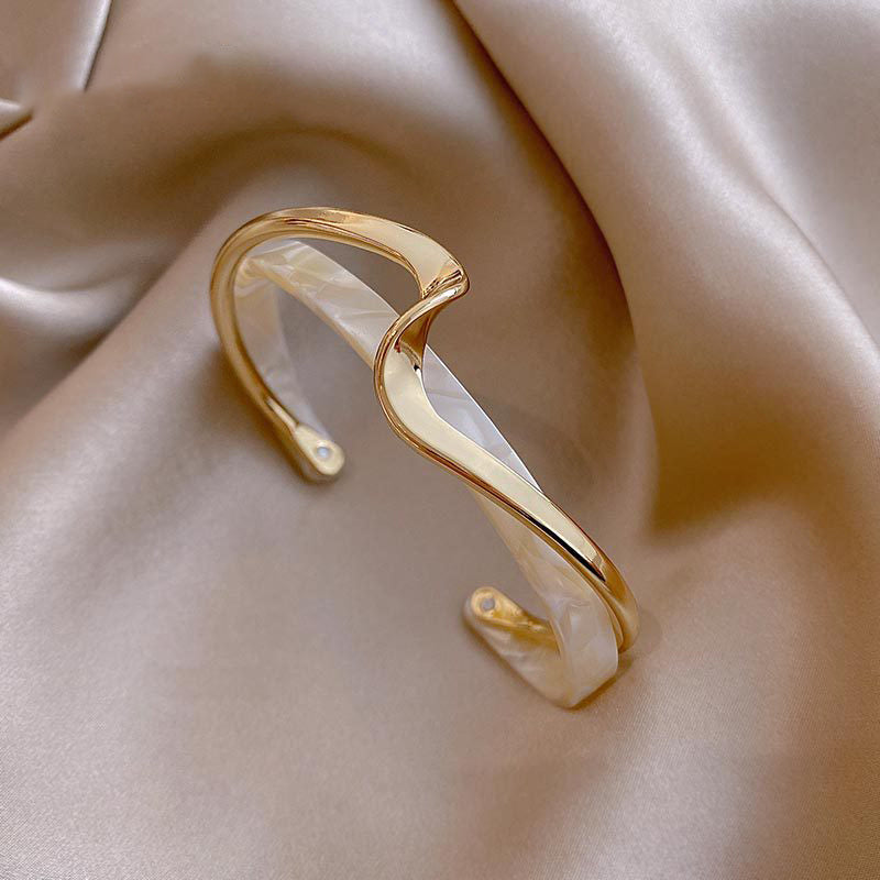 Metal White Shellfish Plate Bracelet For Women Opening Adjustable 2 Layers Desig