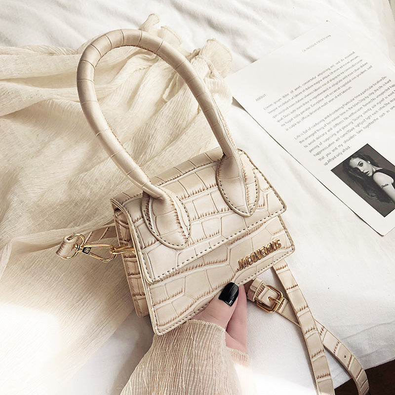 Neue Mode Tragbare Kleine Quadratische Messenger-Tasche Mit Einer Schulter