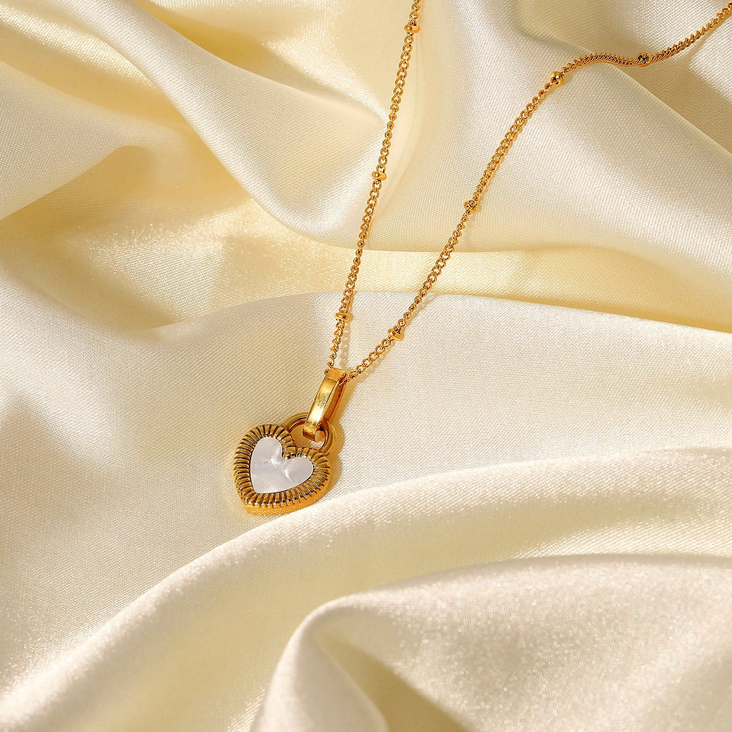 Titanium Steel 18K Gold Double-sided Love Heart-shaped Small Lock Pendant Necklace