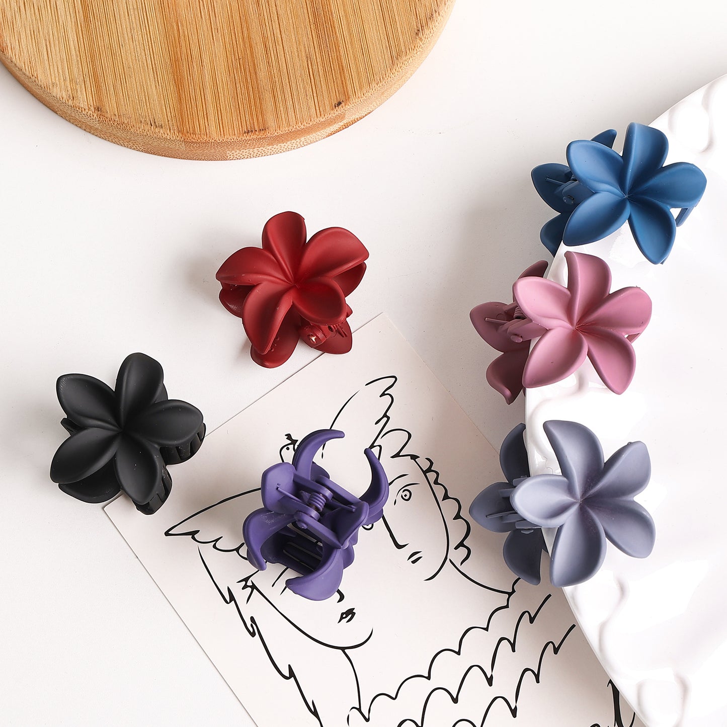 Retro Sweet Hair Claw Clip
