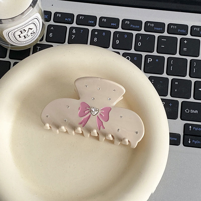 Sense Letter Back Hair Claw