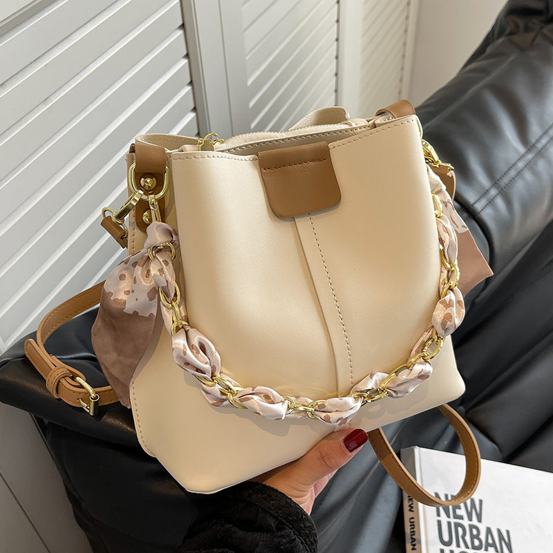 Simple Women's Shouder Bucket Bag Chain Fashion Textured