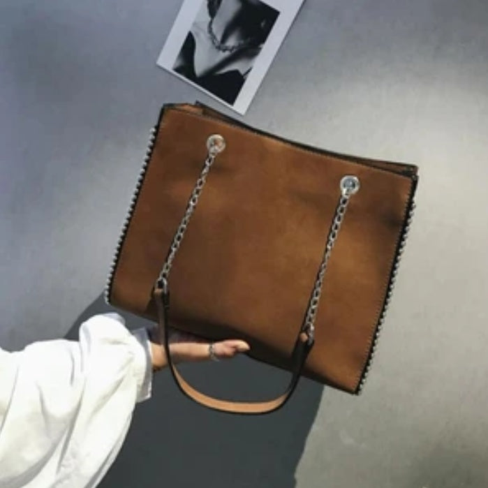 Luxury Chain rivet shoulder bag