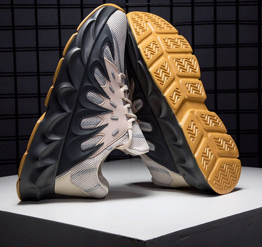 Increased breathable men's shoes