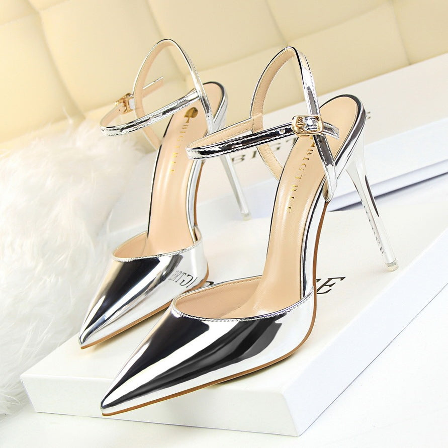 High and shallow pointed Heels
