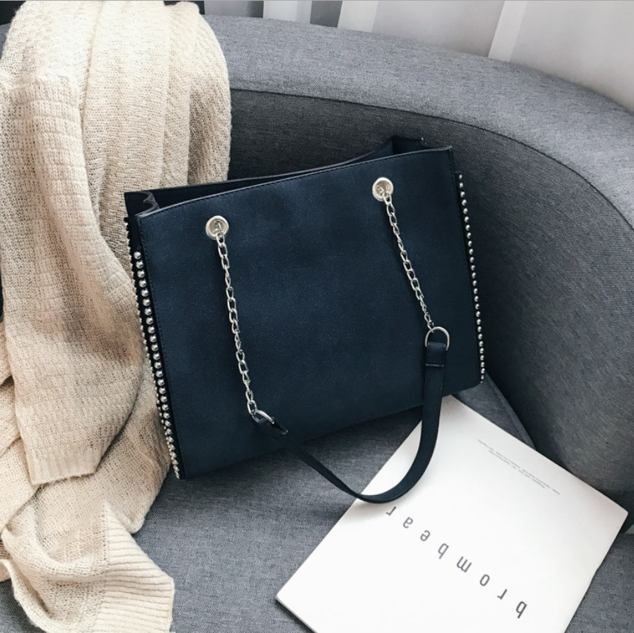 Luxury Chain rivet shoulder bag