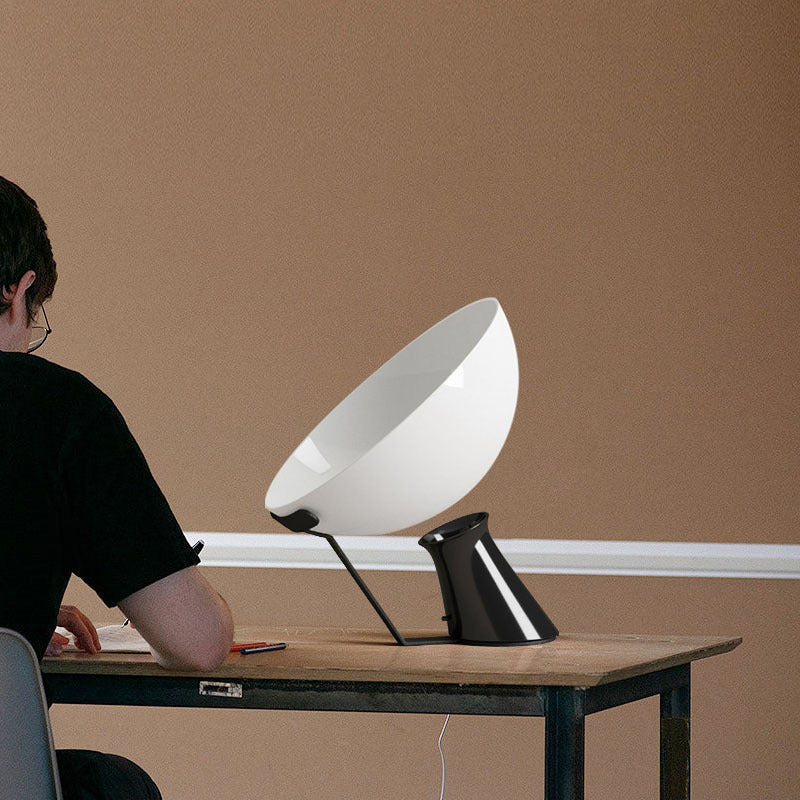 Post Modern Satellite Antenna Decoration Table Lamp