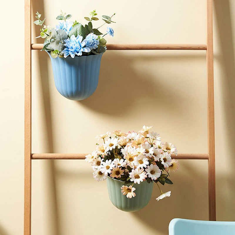 Hängender Mülleimer in Blumenform für die Küche