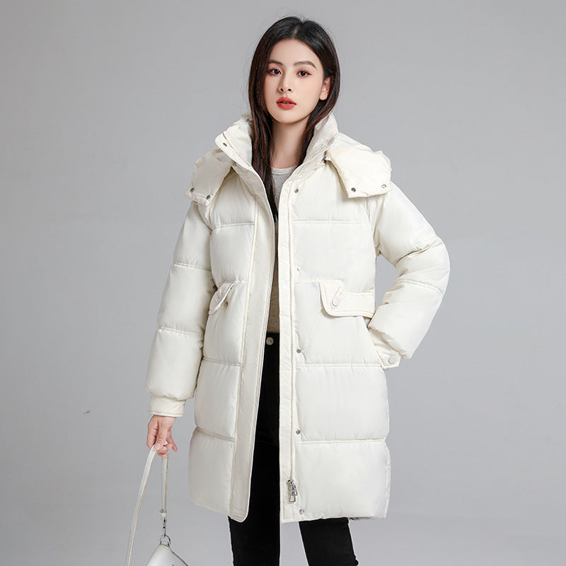 Modische Daunenjacke mit Baumwollfutter