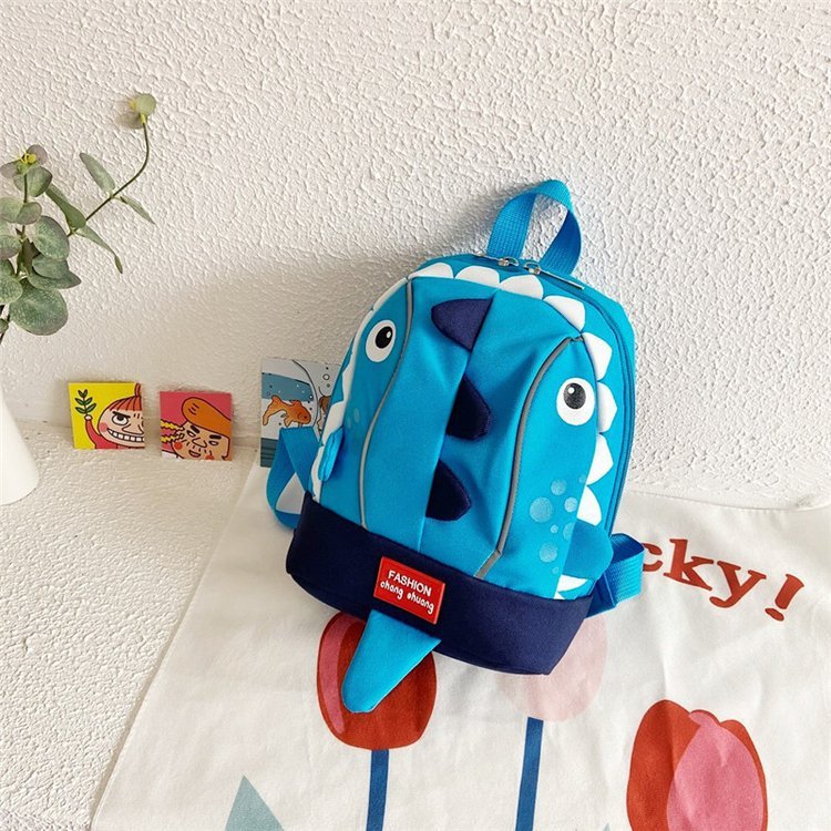 Modischer und einfacher kleiner Dinosaurier-Rucksack für Kinder