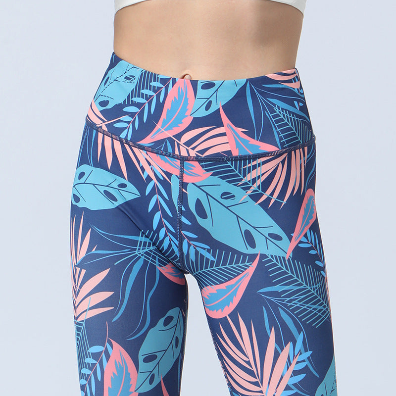 Modische Yogahose mit Blätter-Print