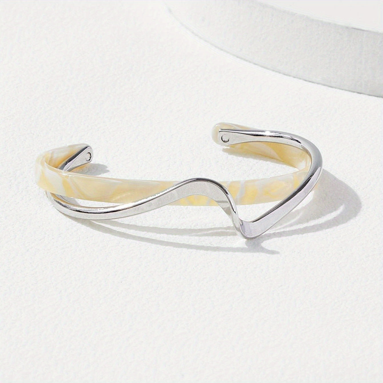 Metal White Shellfish Plate Bracelet For Women Opening Adjustable 2 Layers Desig
