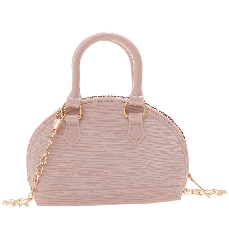 Shell Crossbody Chain Handbag