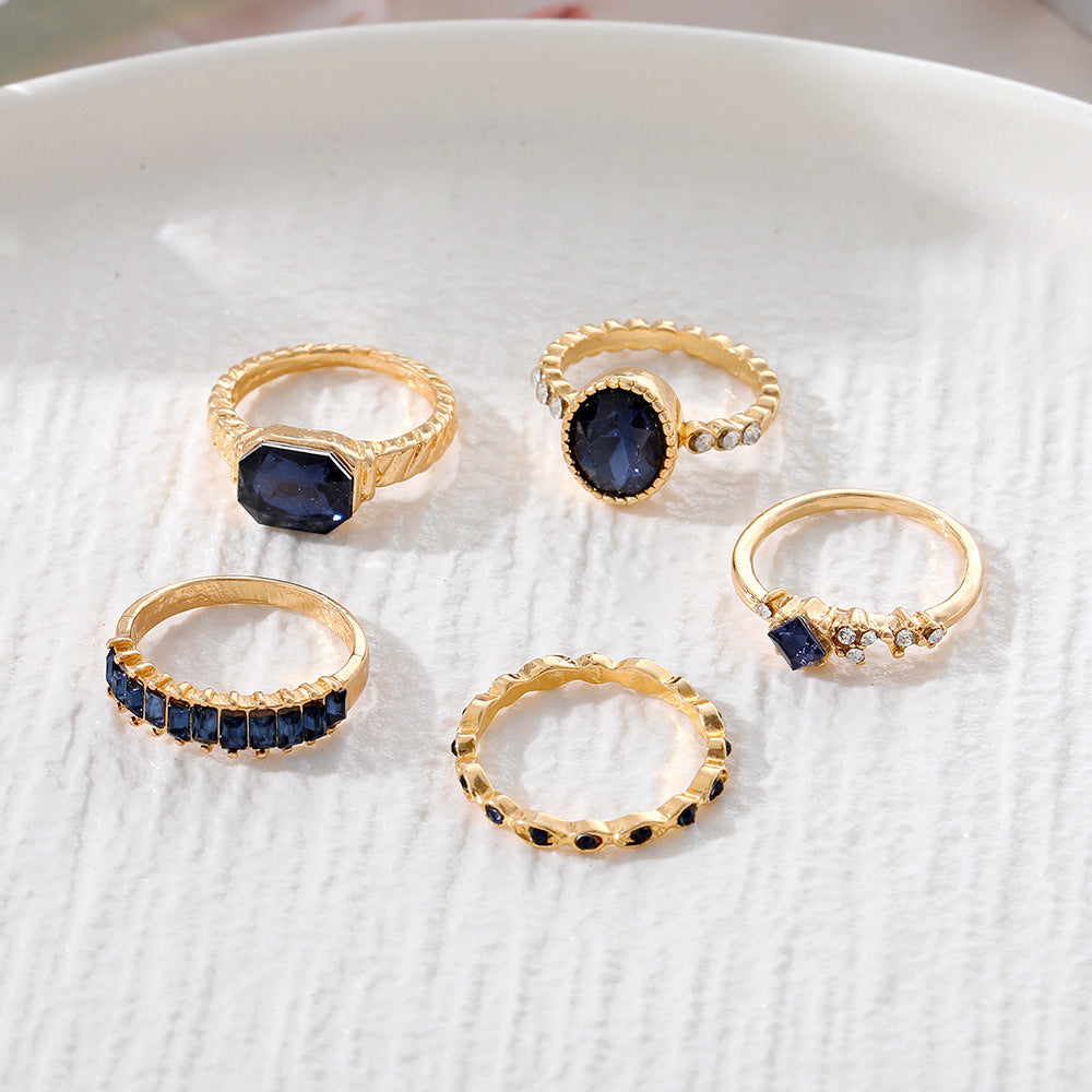 Retro Creative All-match Oval Diamond-studded Ring