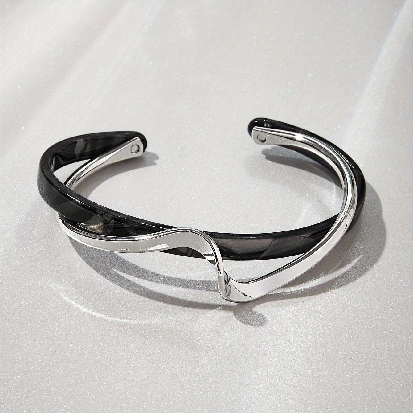 Metal White Shellfish Plate Bracelet For Women Opening Adjustable 2 Layers Desig