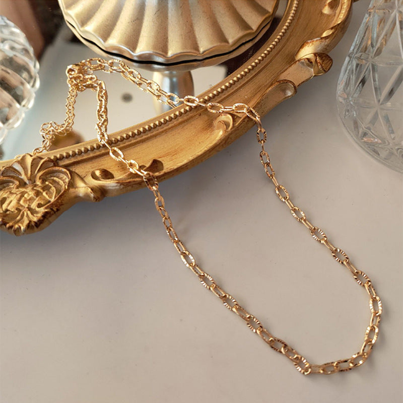 Geprägtes Armband für Damen, besonderes Design, schlicht, Titanstahl