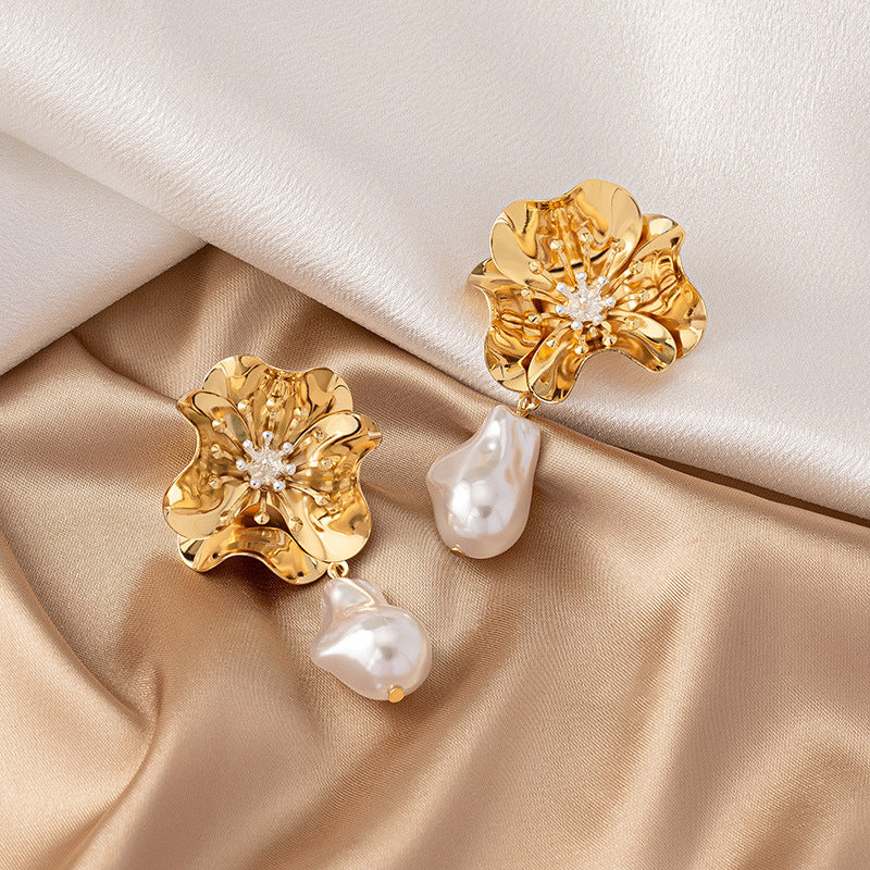 Ins Style Temperament Shaped Pearl Flower Earrings