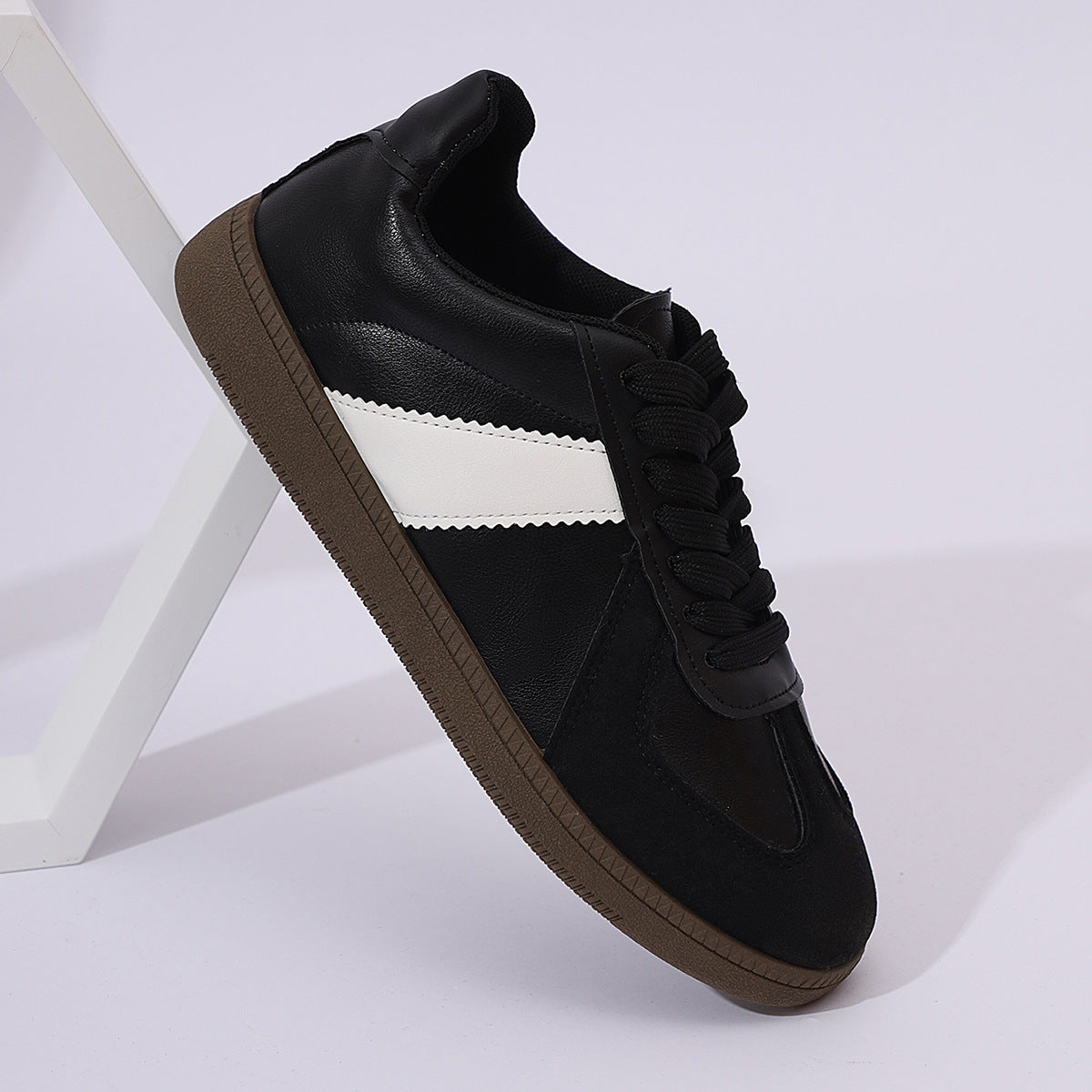 Fashion Retro Trend Lightweight Simple Women's Shoes
