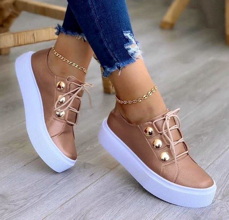 Lace-up Flats Women Rivet Casual Sneakers