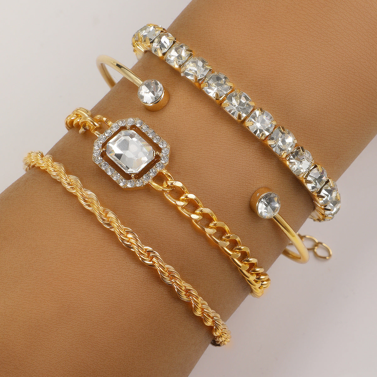 Fashion Jewelry 4 Pcs Crystal Bracelet Set