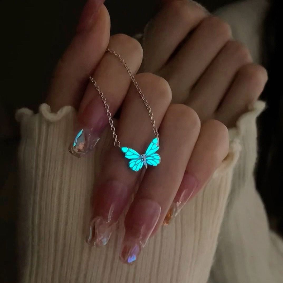 Mode blau leuchtende Schmetterling Halskette Armband Set für Glow in the Dark