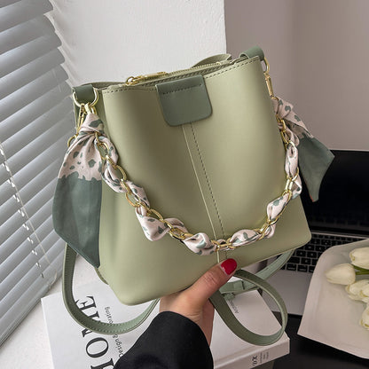 Simple Women's Shouder Bucket Bag Chain Fashion Textured