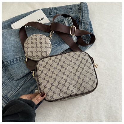 Women's Simple Western Style Casual Shoulder Bag