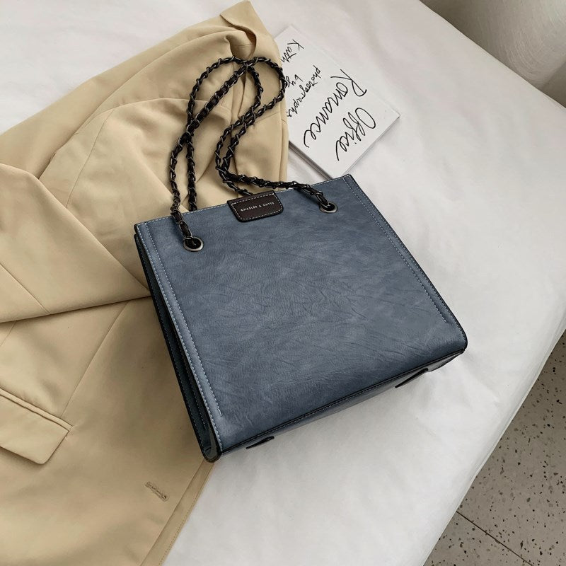 Chain shoulder messenger bag