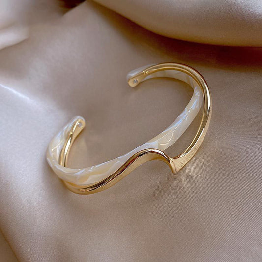 Metal White Shellfish Plate Bracelet For Women Opening Adjustable 2 Layers Desig