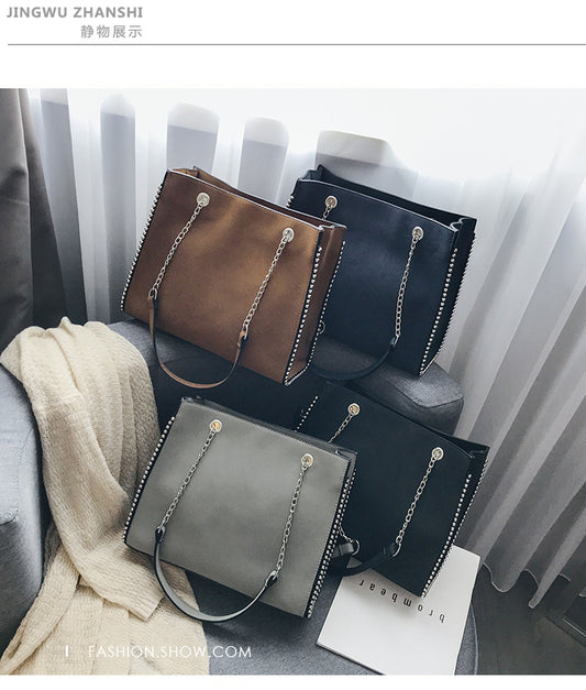 Luxury Chain rivet shoulder bag