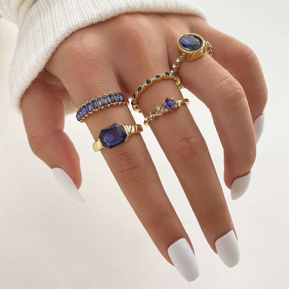 Retro Creative All-match Oval Diamond-studded Ring