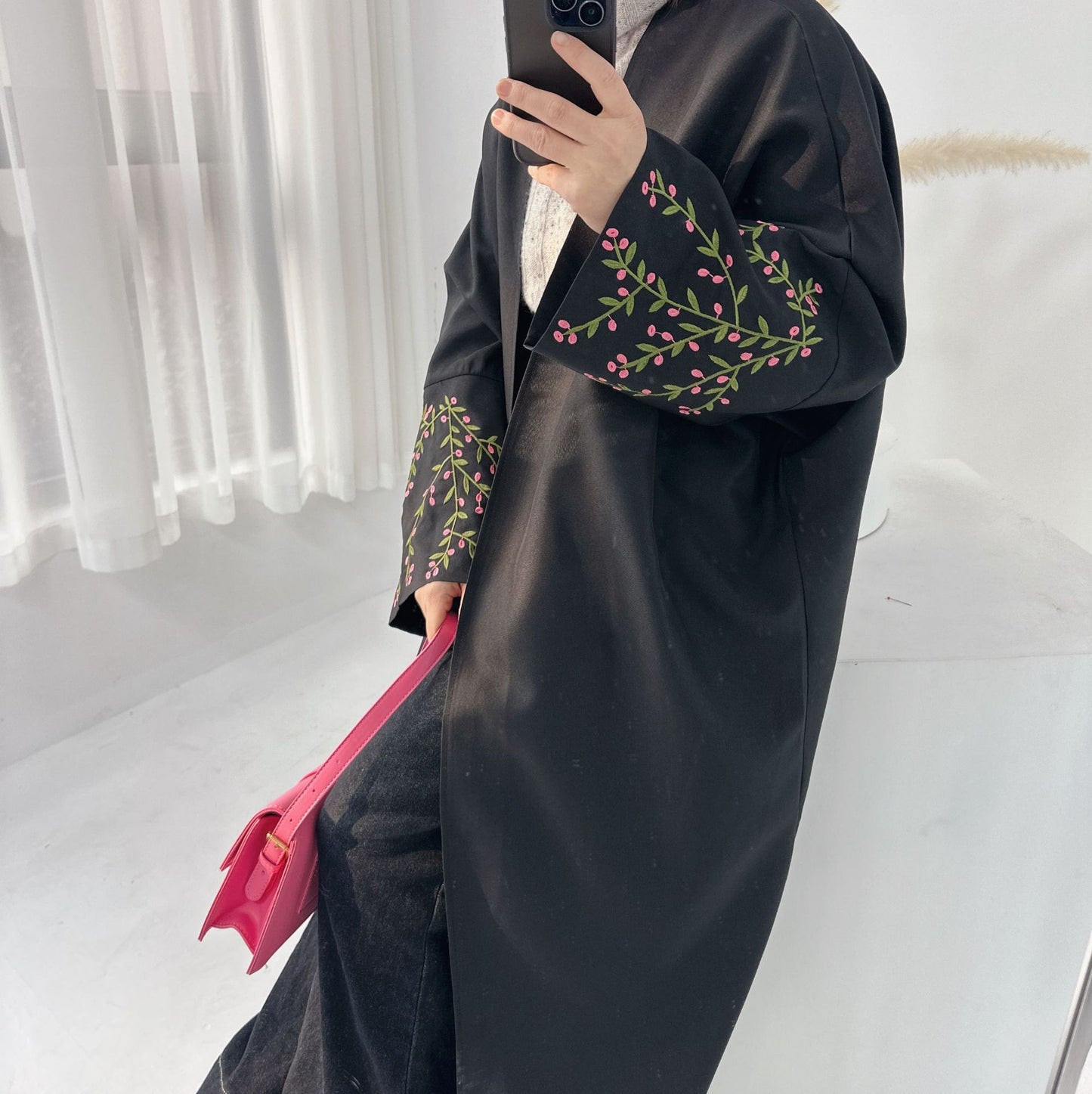 Flower Embroidered Elegant Cardigan Abaya