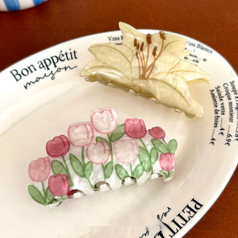 Wind Acrylic Sweet Claw