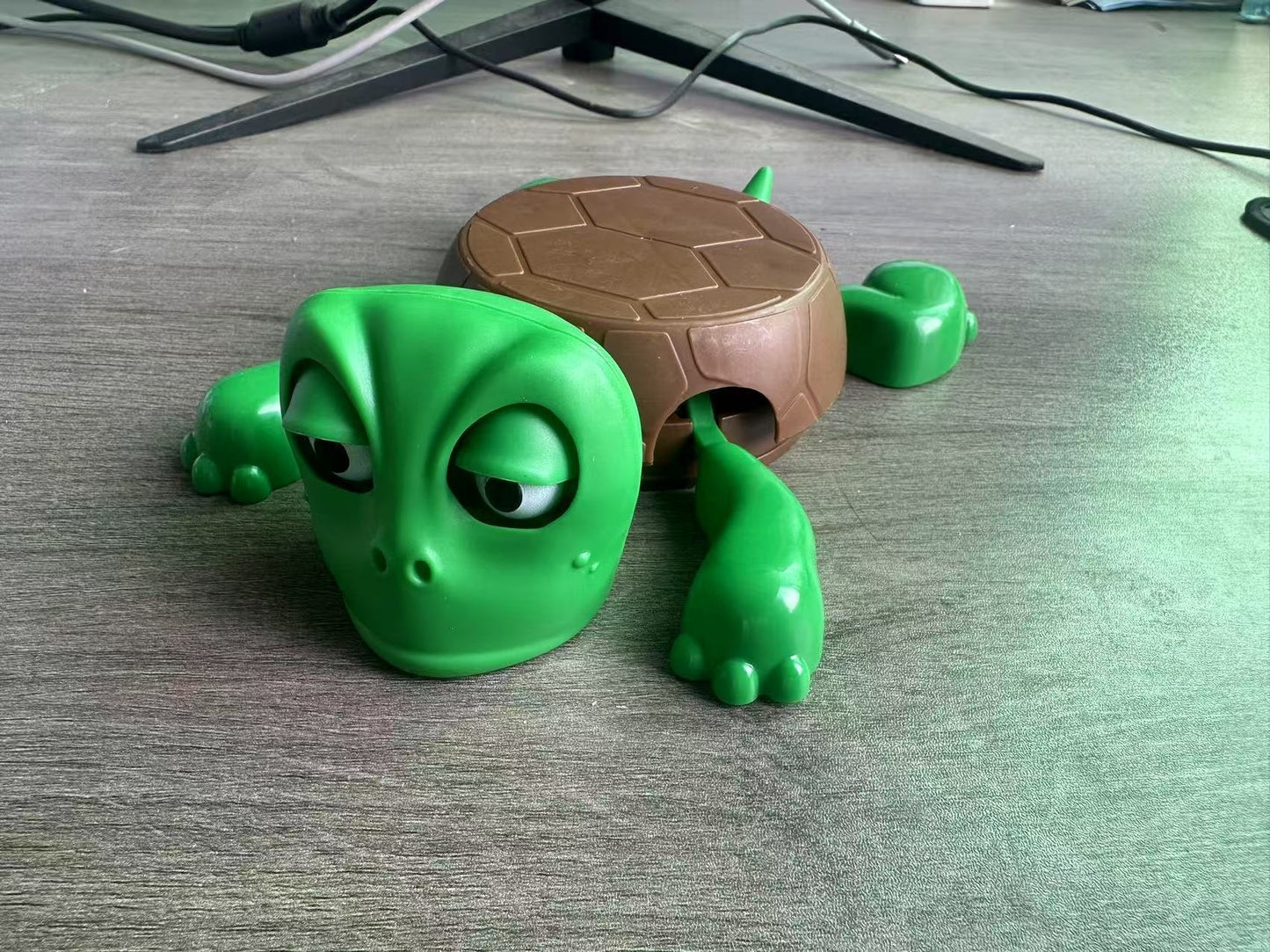 3Dプリントの王巴コースター クリエイティブで面白いおもちゃ