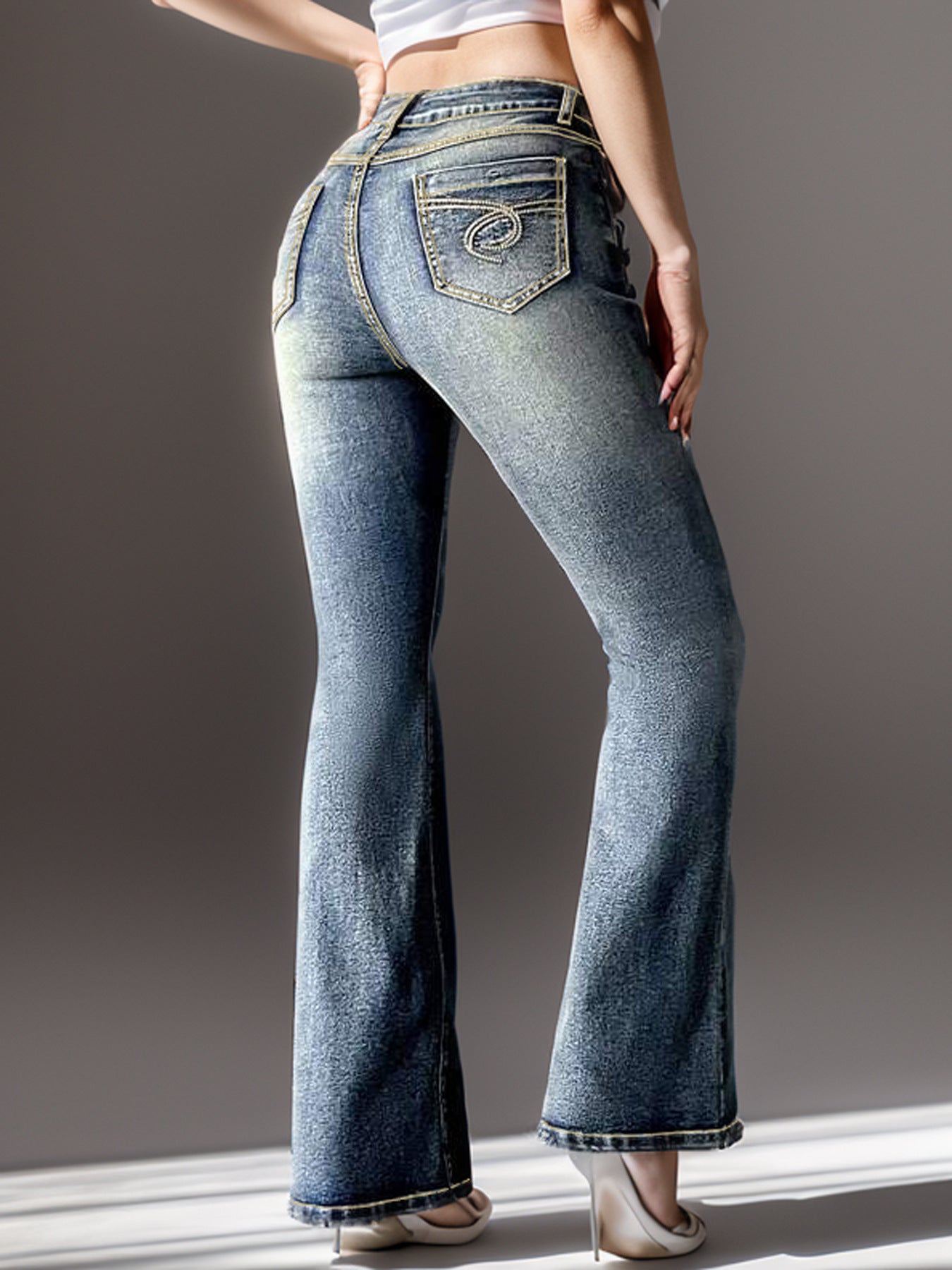 Women's Vintage High Elastic Pocket Embroidered Vintage Jeans
