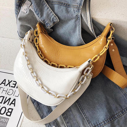 Crossbody baguette dumplings Bag