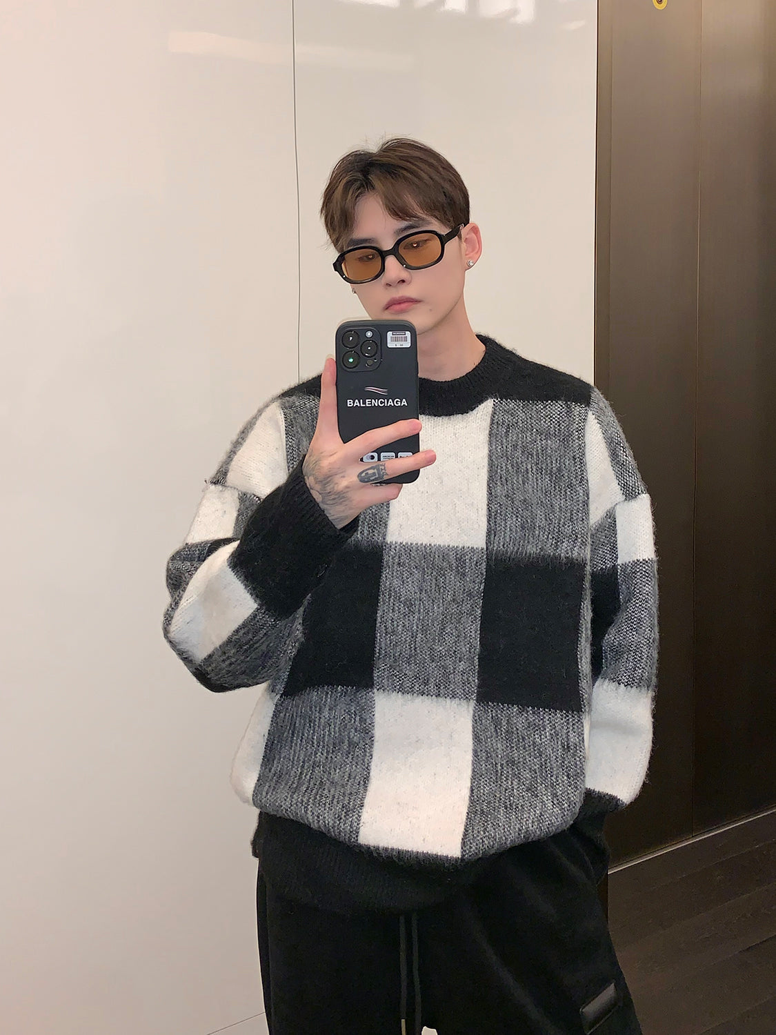 PLAID CREWNECK SWEATER