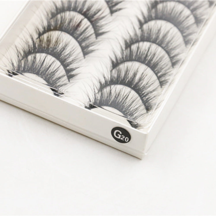 Thick and long false eyelashes