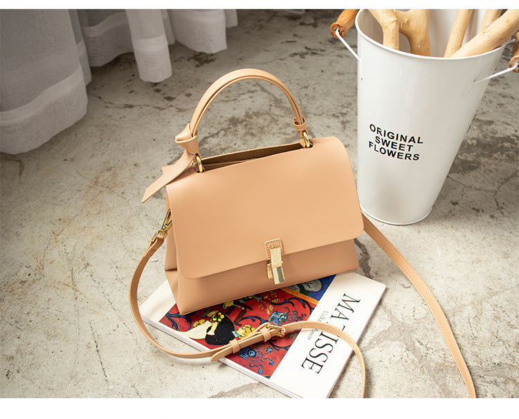 Women's leather shoulder messenger bag