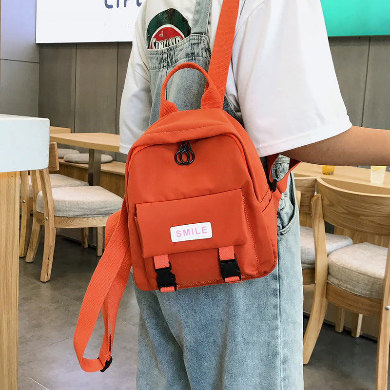 Modischer kleiner Rucksack aus Plane