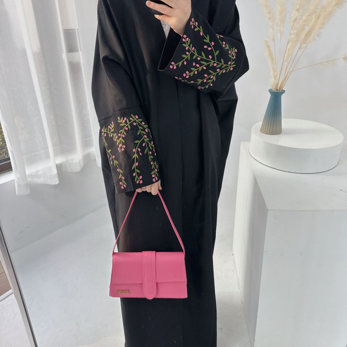 Flower Embroidered Elegant Cardigan Abaya