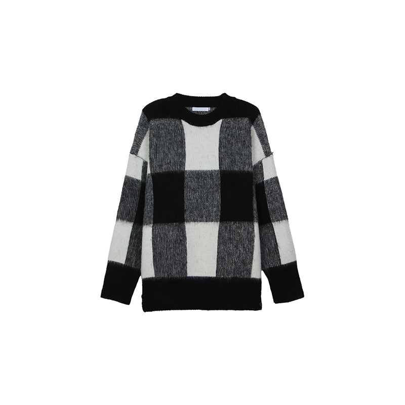 PLAID CREWNECK SWEATER