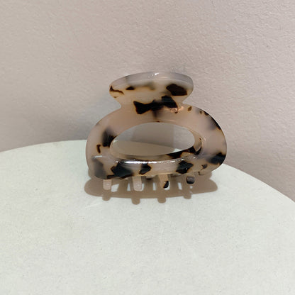 Retro Leopard Point Temperament Tortoise shell Claw