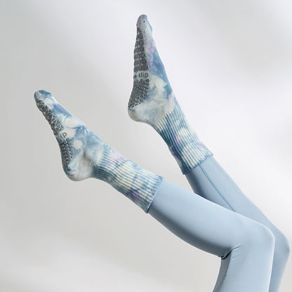 GRADIENT MID-CALF YOGA NON SLIP SOCKS