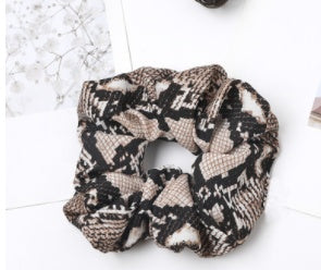 Bright Leopard Style Scrunchie