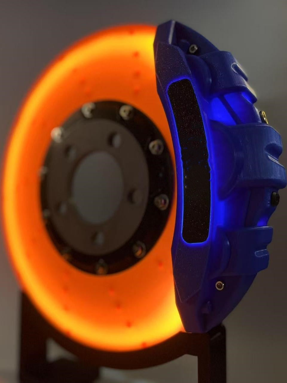 ブレーキディスク LED 雰囲気充電デスクトップ壁掛けナイトライトオーナメント