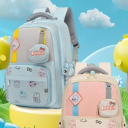 小学生の男の子と女の子のためのオールマッチバックパック