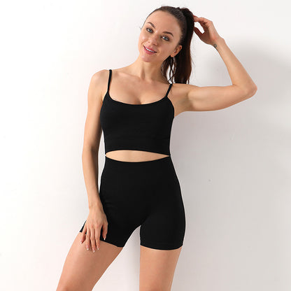 TANK TOP & SHORTS YOGA SUIT